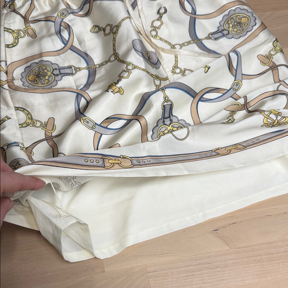 J. McLaughlin Cream and Gold Chain Print Mini Skirt - Picture 4 of 6